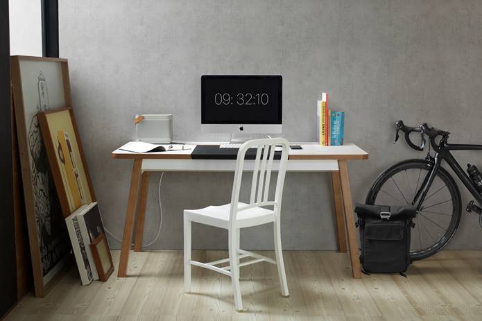 BlueLounge StudioDesk - stylowe biurko komputerowe