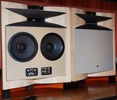Obrazek Mt Everest w wykonaniu JBL