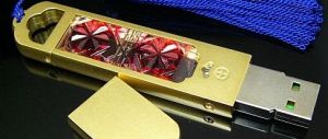 Obrazek MOTTAINAI - złota pamięć przenośna USB