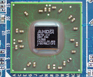 Obrazek AMD 790GX + SB750 na zdjęciach