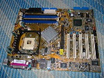Obrazek Płyta ASUS-a P4C800 Deluxe