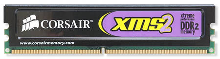 Obrazek Corsair przedstawił pamięci DDR2-1066 oraz DDR2-800 z EPP