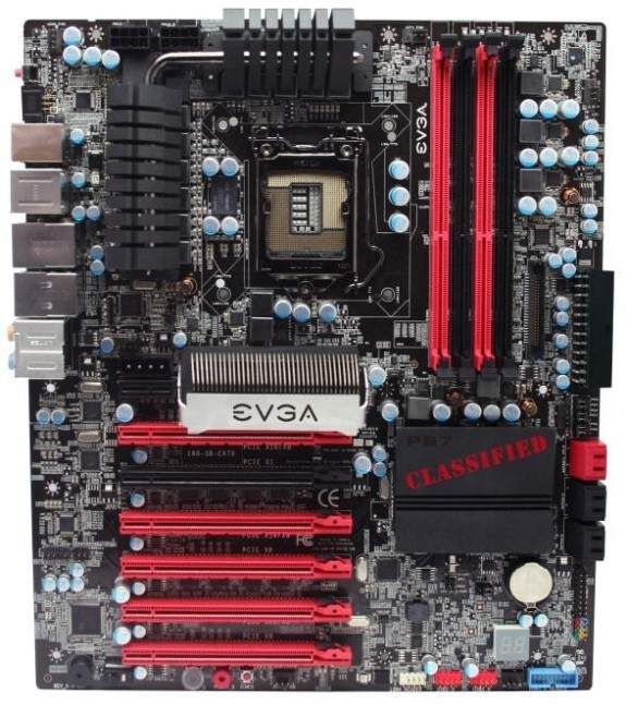 EVGA P67 Classified z szecioma PCIexpress x16