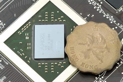 Radeon HD 6870 na 