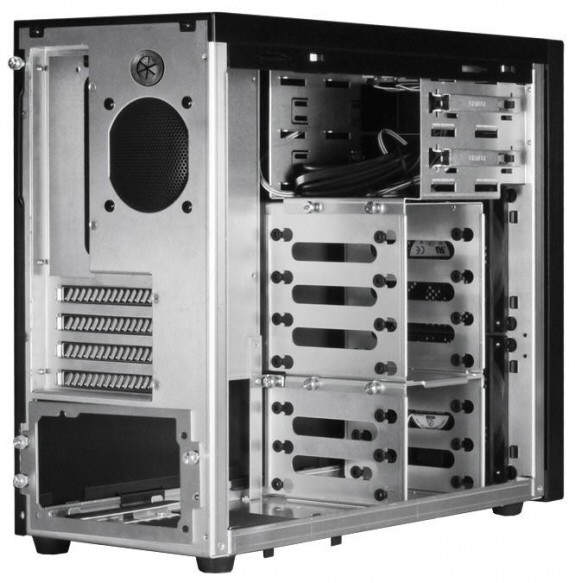 Lian Li PC-A04 mini-tower PC