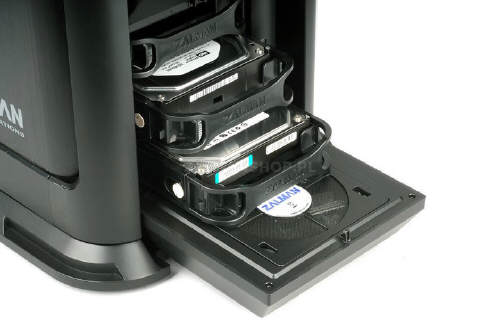 Gorca premiera w Polsce - Zalman GS1200
