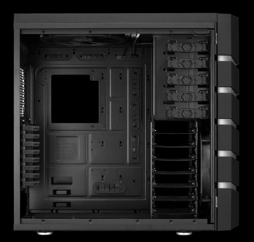 Dwie nowe wersje BitFenix Colossus - Venom i Window