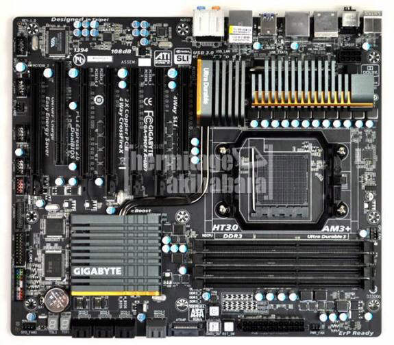 Gigabyte GA-990FXA-UD7 na zdjciach