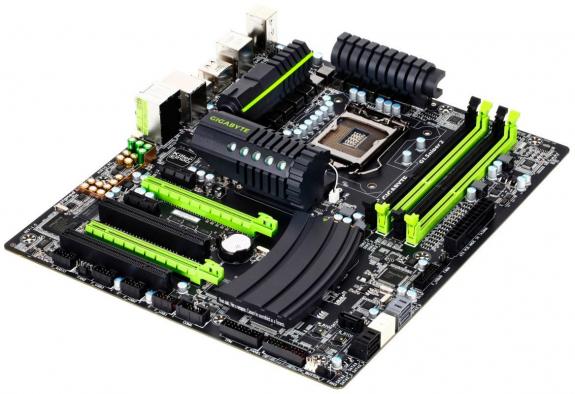 Gigabyte G1.Sniper 2 za 419 Euro