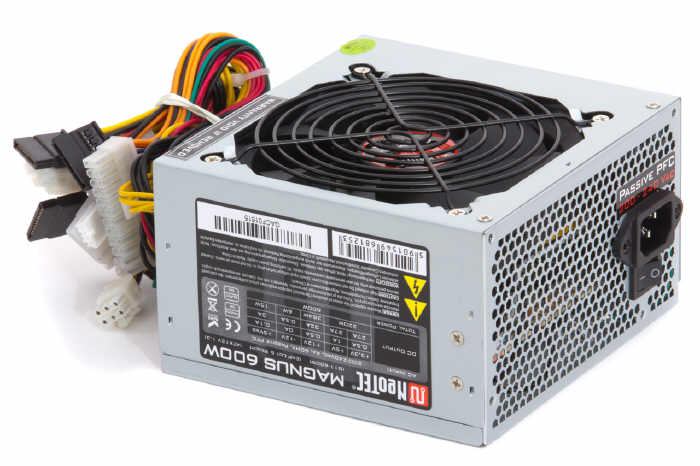Nowe serie zasilaczy od NeoTEC