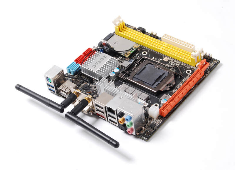 ZOTAC H67-ITX WiFi mini-ITX