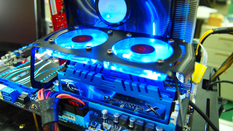 G.Skill - zestaw pamici 8GB DDR3 2300 MHz