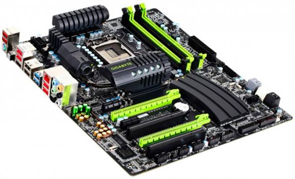 Gigabyte G1.Sniper 2 za 419 Euro