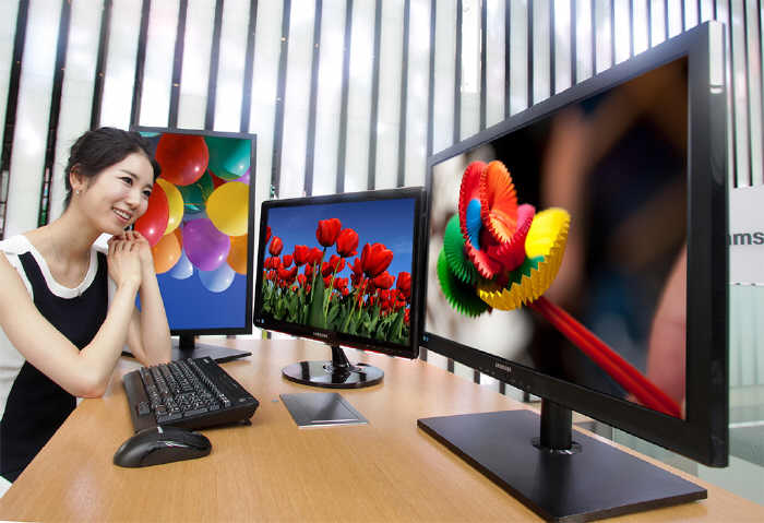 Samsung - trzy monitory Professional Series 3