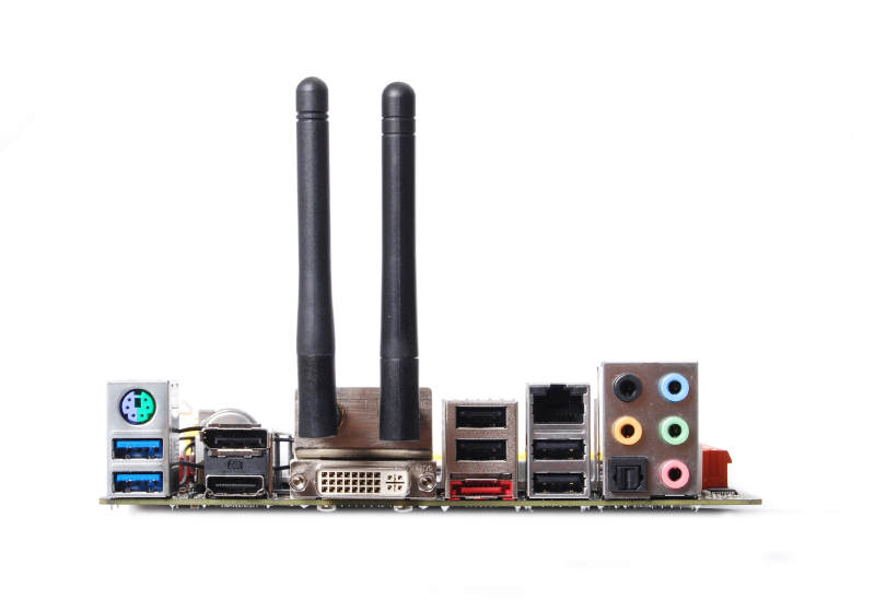 ZOTAC H67-ITX WiFi mini-ITX