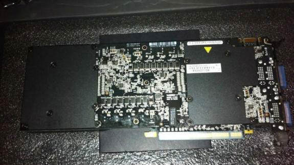 Asus GeForce GTX 590 rozpakowany...