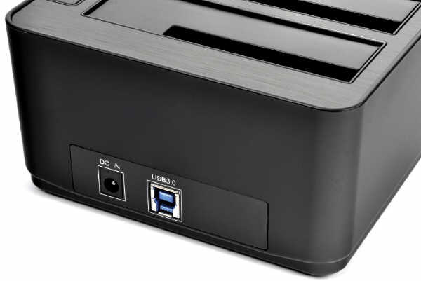 Thermaltake - dwie stacje dokujce dla dyskw 2,5 i 3,5-cala