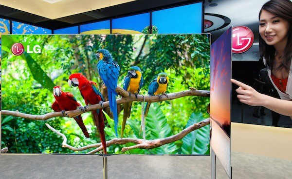 LG - 55-calowy TV OLED podczas CES 2012