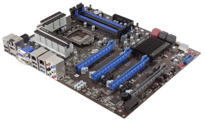 SAPPHIRE Pure Platinum Z77/K