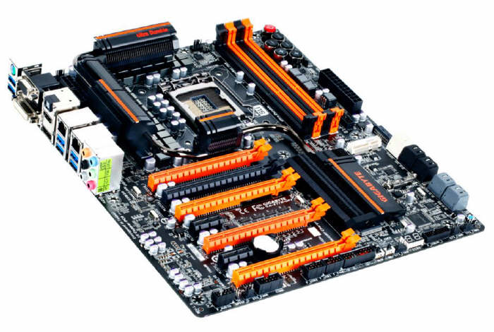 Pierwsze spojrzenie na GIGABYTE GA-Z77X-UP7