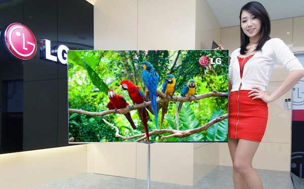 LG - 55-calowy TV OLED podczas CES 2012