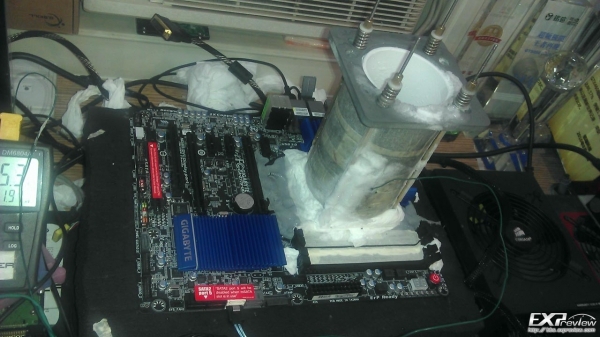 Ekstremalny overclocking Ivy Bridge czyli 6616 MHz