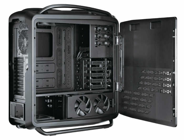 COSMOS II – futurystyczna obudowa Cooler Master