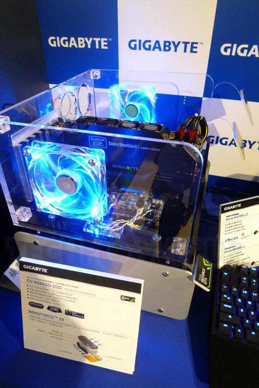 GIGABYTE GTX 680 SOC WindForce 5X