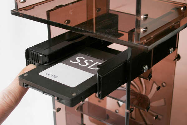 Icy Dock EZ-FIT Pro - sposb na monta dyskw SSD