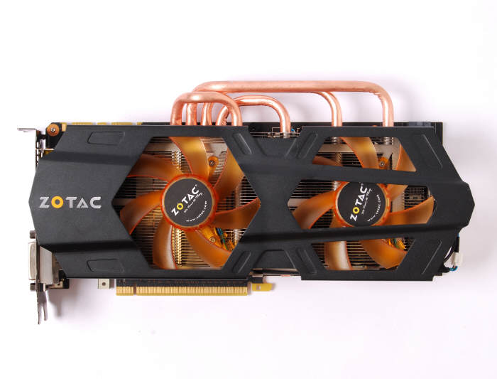 Asus i Zotac - GeForce GTX 670 w niereferencyjnych wydaniach