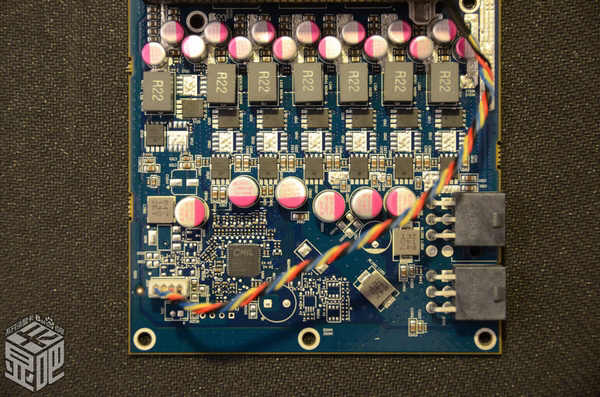 Niereferencyjny Sapphire Radeon HD 7950 na zdjciach...