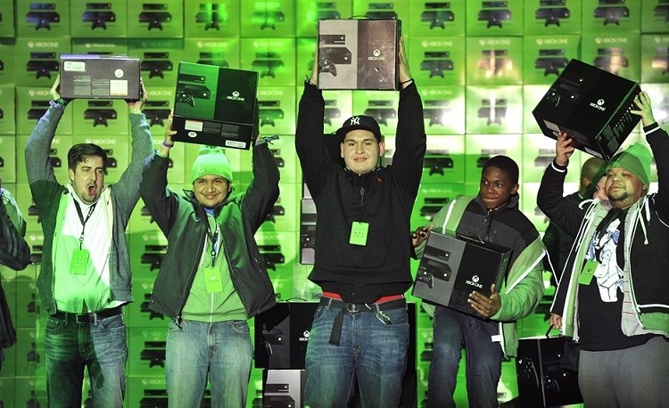 Microsoft sprzeda 1 milion konsol w cigu 24 godzin od premiery