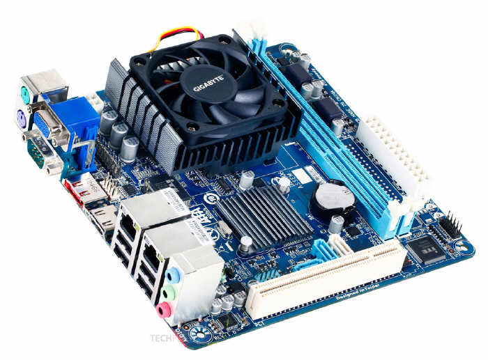 GIGABYTE C1007UN-D Mini-ITX