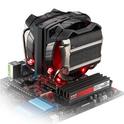 V8 w komputerze od CoolerMaster'a