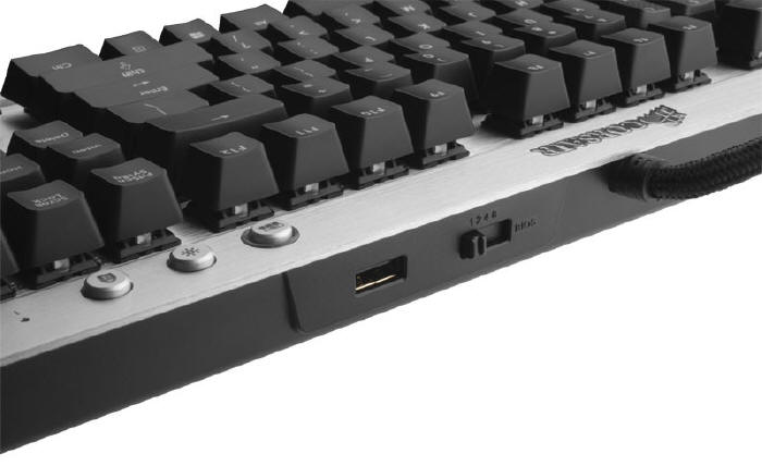 Corsair Vengeance K70 - mechaniczna klawiatura