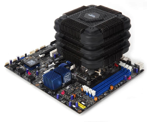 ZALMAN FX100 – chodzenie CPU w ksztacie szecianu