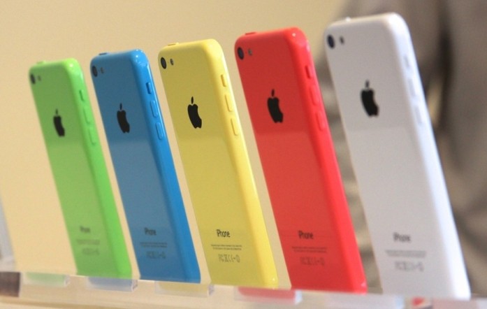Apple przygotowao iPhone 5C z 8 GB pamici wbudowanej
