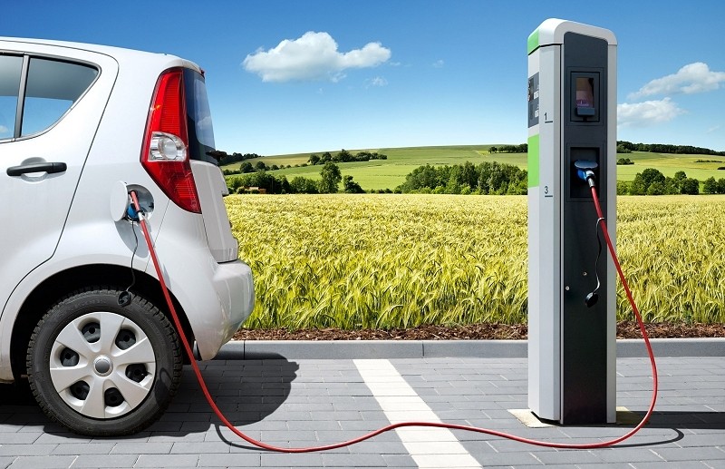 Wpyw temperatury na ogniwa w samochodach elektrycznych
