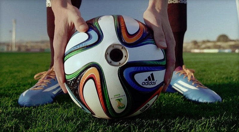 Specjalna Brazuca z szecioma kamerami GoPro