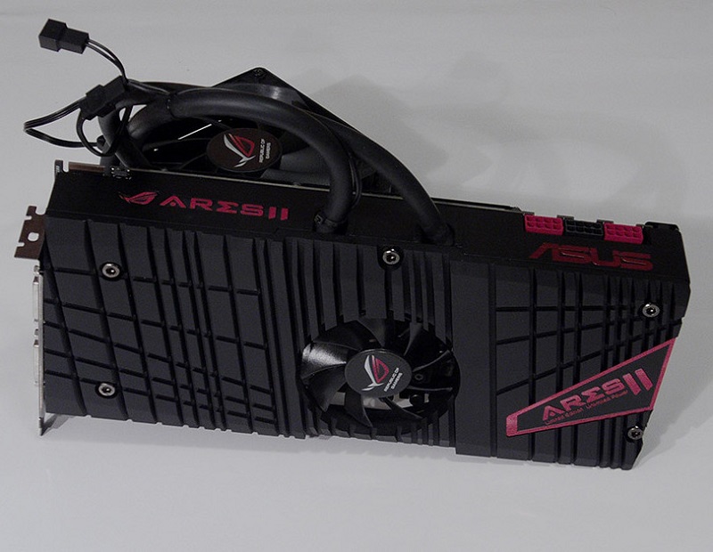 Dwurdzeniowy potwr od AMD czyli R9 295X2