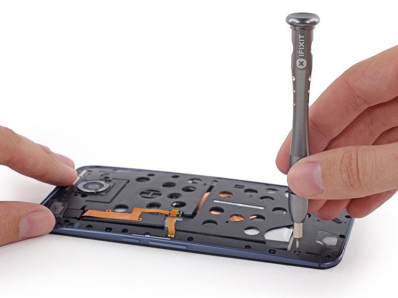 Nexus 6 od Motorolii rozebrany na części pierwsze