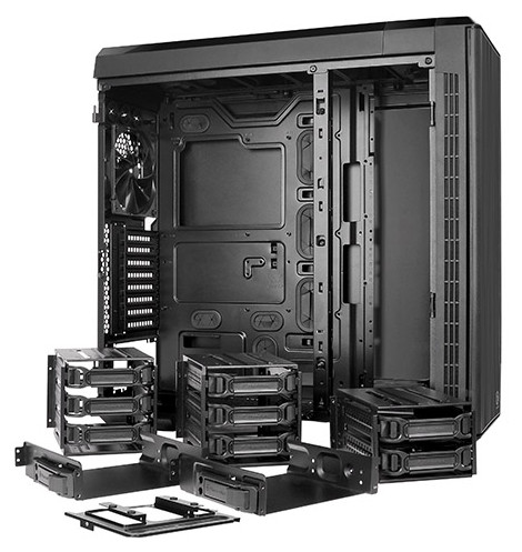 Przestronna obudowa Thermaltake Urban T81