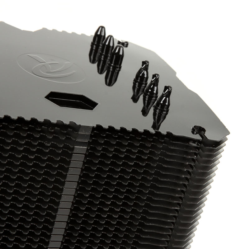 Nowy czarny Raijintek EreBoss