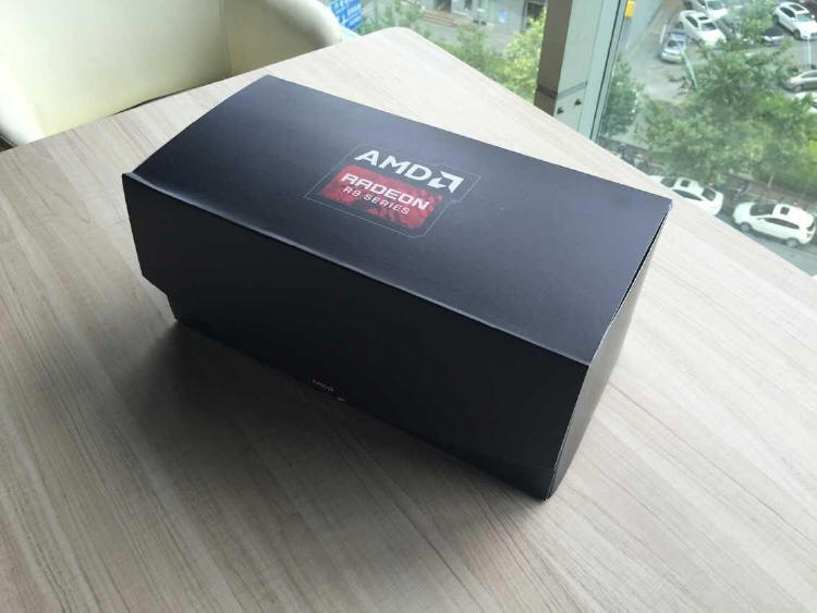 Więcej zdjęć Radeona R9 Fury X