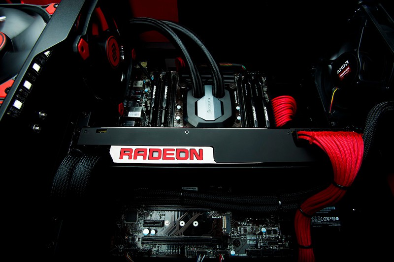 Platforma do VR - AMD Radeon Pro Duo z LiquidVR