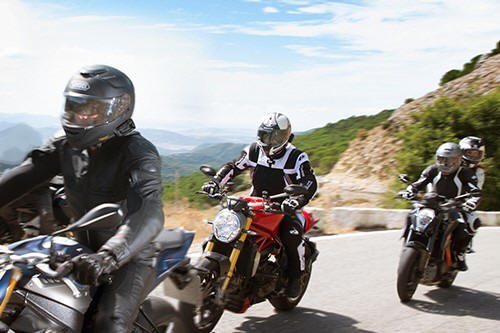 Scala Rider SmartPack - teraz połączenie DMC oraz Bluetooth