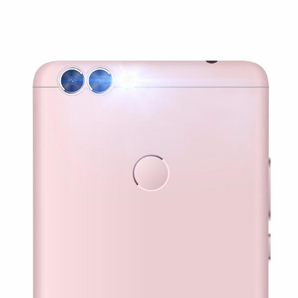Bluboo Dual – smartfon z podwójnym aparatem