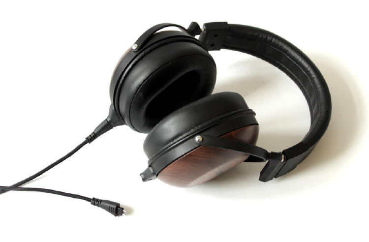 Wzmacniacz DAC HP-A8 Mk2 oraz słuchawki Fostex TH610