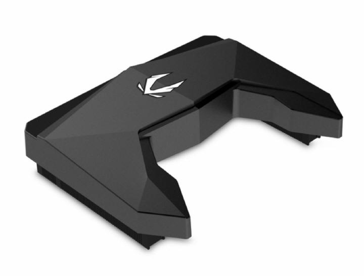 ZOTAC NVLink bridge - świecący mostek