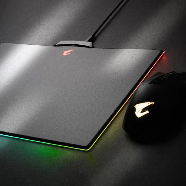 GIGABYTE Intros Aorus P7 RGB Gaming Mousepad